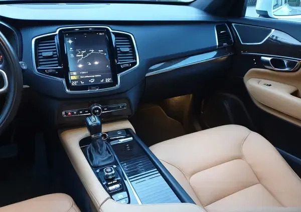 Volvo XC 90 cena 140900 przebieg: 68000, rok produkcji 2018 z Bełchatów małe 562